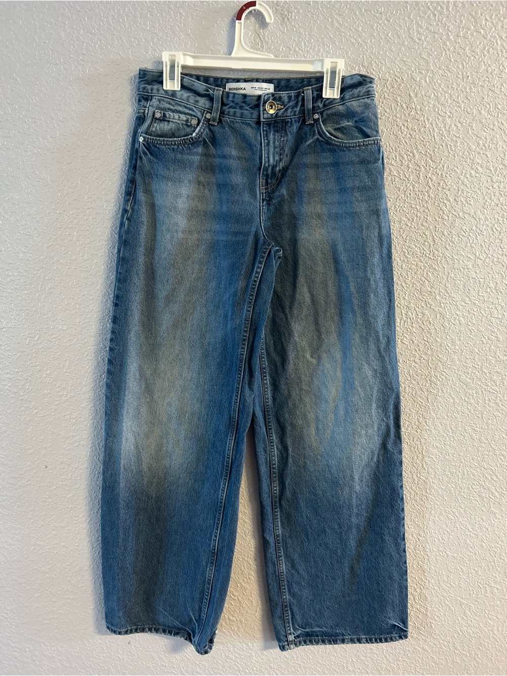 Bershka Wide Leg Jeans in Blue Wash
